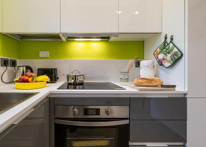 Garden Apartment, Il Tuo Accogliente Rifugio A Daire