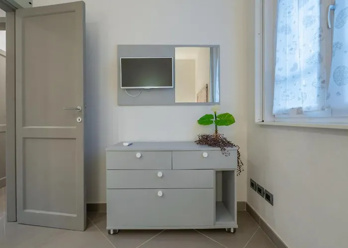 Garden Apartment, Il Tuo Accogliente Rifugio A Daire *