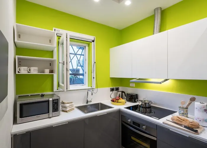 Garden Apartment, Il Tuo Accogliente Rifugio A Daire