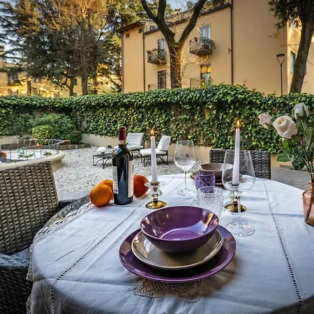 Apartament Garden Apartment, Il Tuo Accogliente Rifugio A *